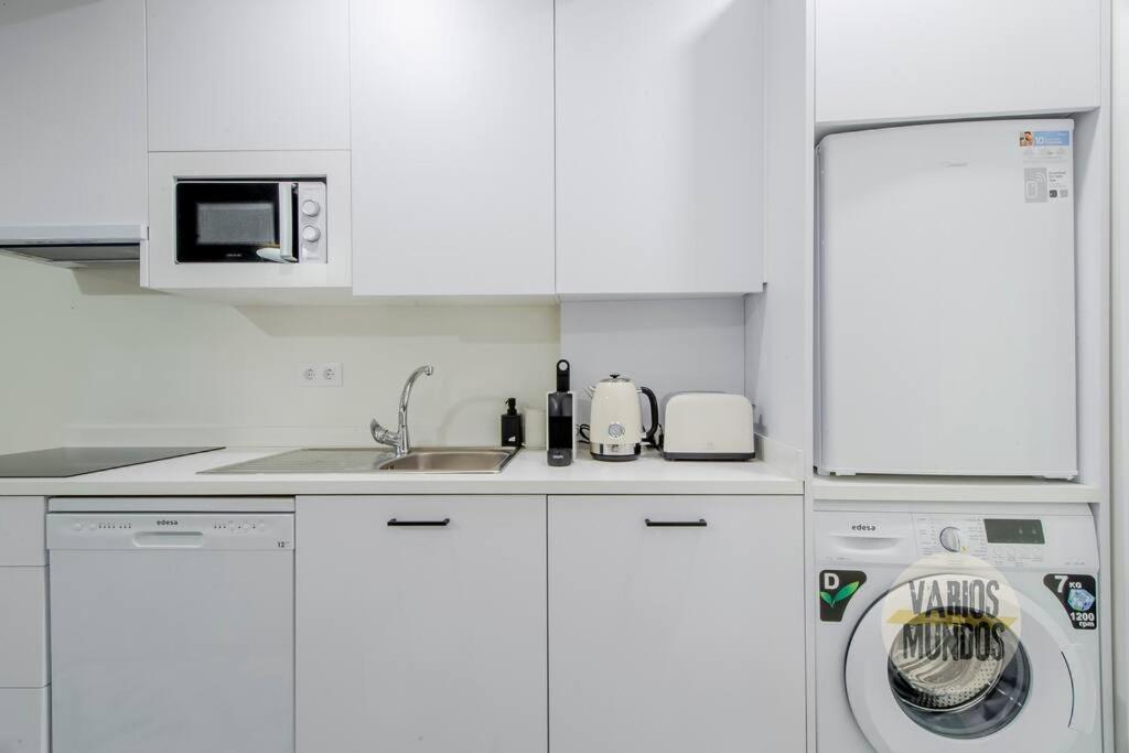 Nuevo Y Centrico Apt 7Px En Plena Plaza Del Carmen E2 Madrid Esterno foto